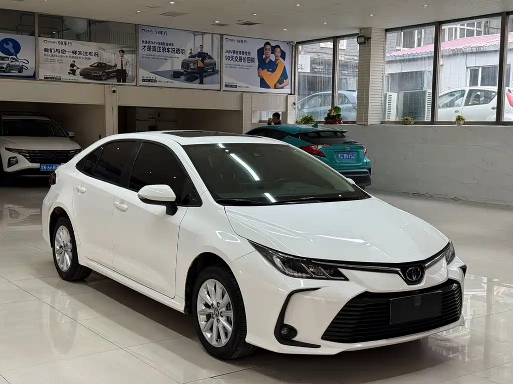 TOYOTA COROLLA