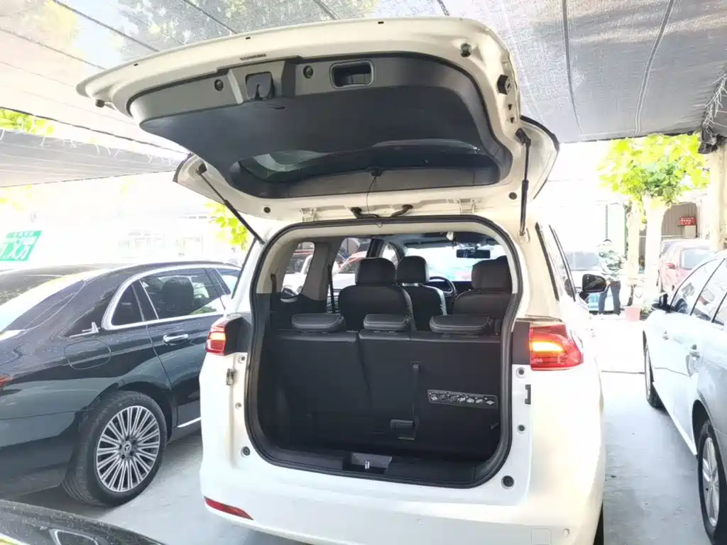 GAC Motor Trumpchi M6 — миниатюра 19
