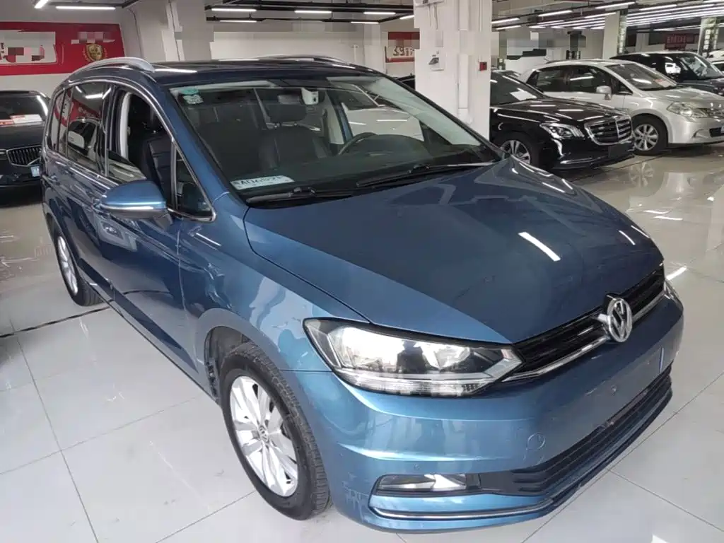Volkswagen Touran — миниатюра 4