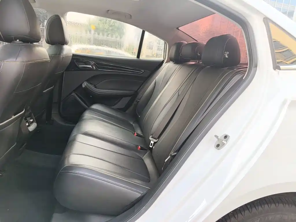 Roewe i5 — миниатюра 17