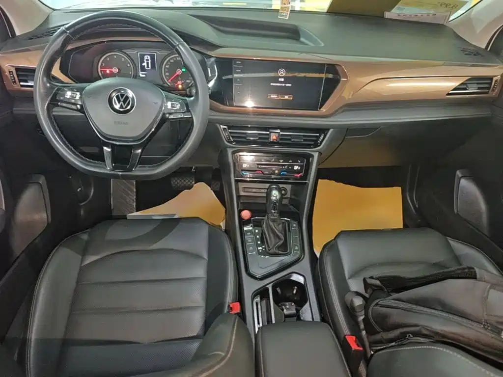 Volkswagen Tharu — миниатюра 10
