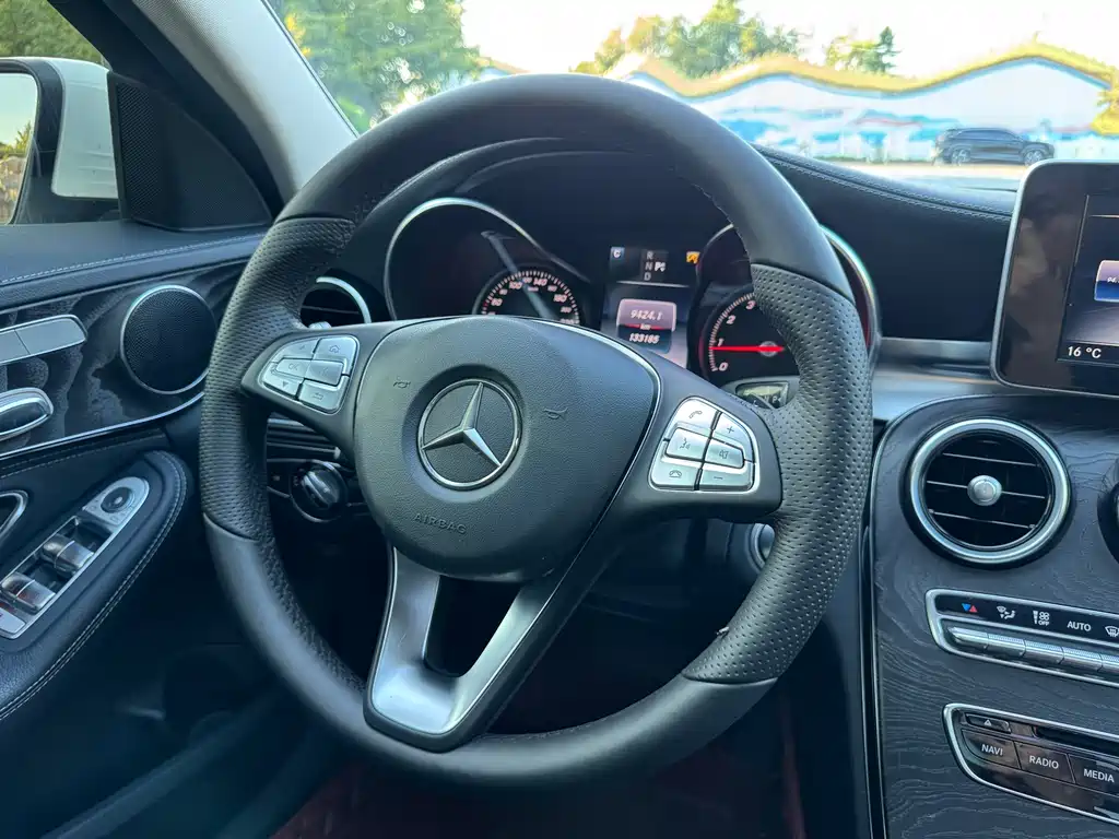 Mercedes-Benz C-Class — миниатюра 18