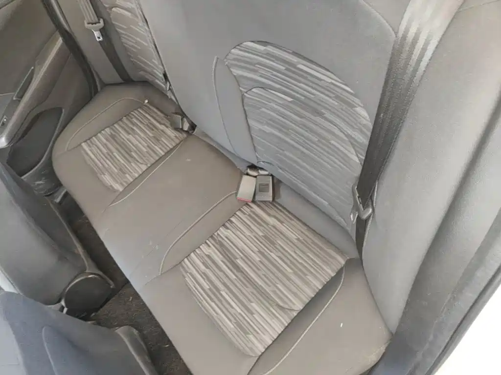 Chevrolet Cavalier — миниатюра 17
