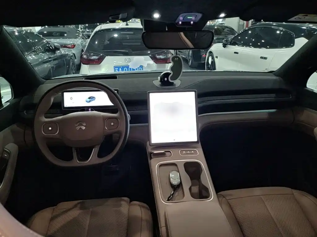 NIO EC6 2024 75kWh