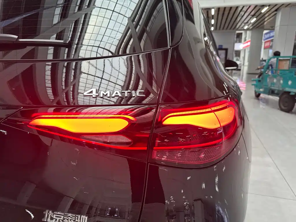 Mercedes-Benz GLC — миниатюра 17