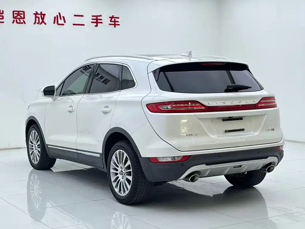 Lincoln MKC — миниатюра 23