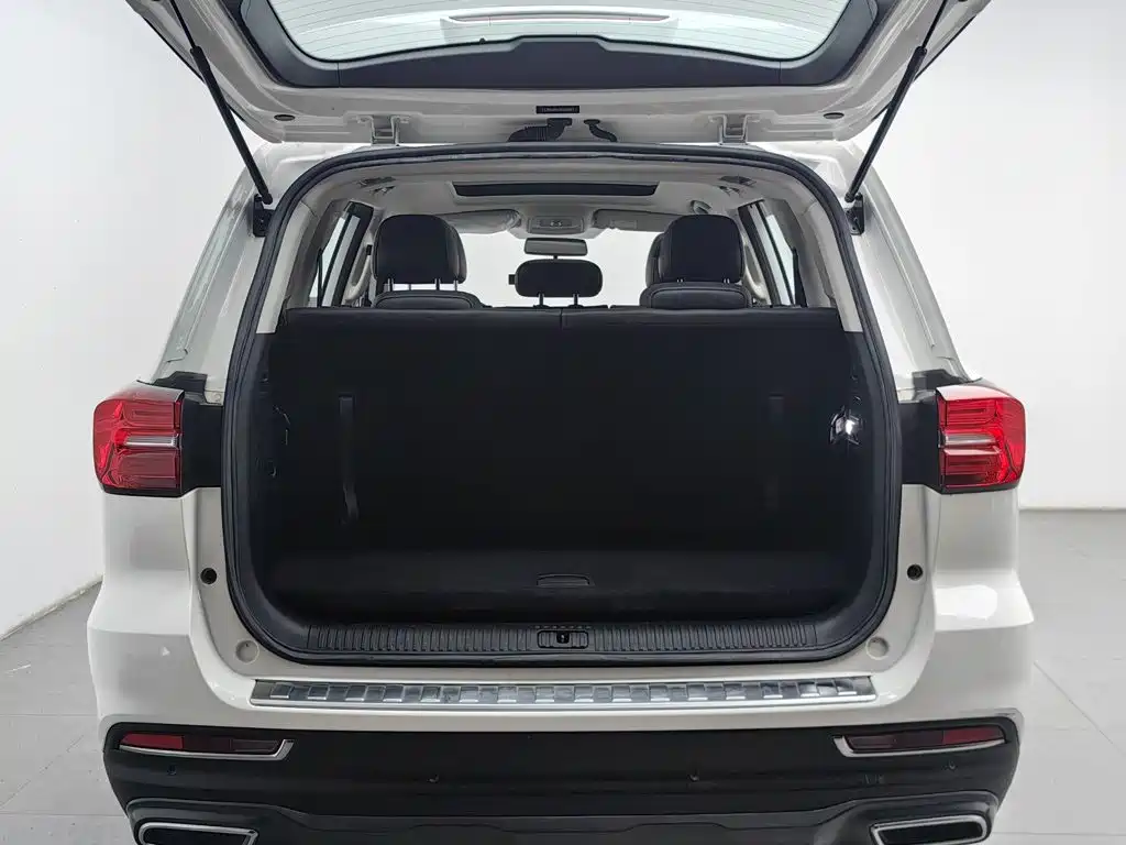 Roewe RX8 — миниатюра 16
