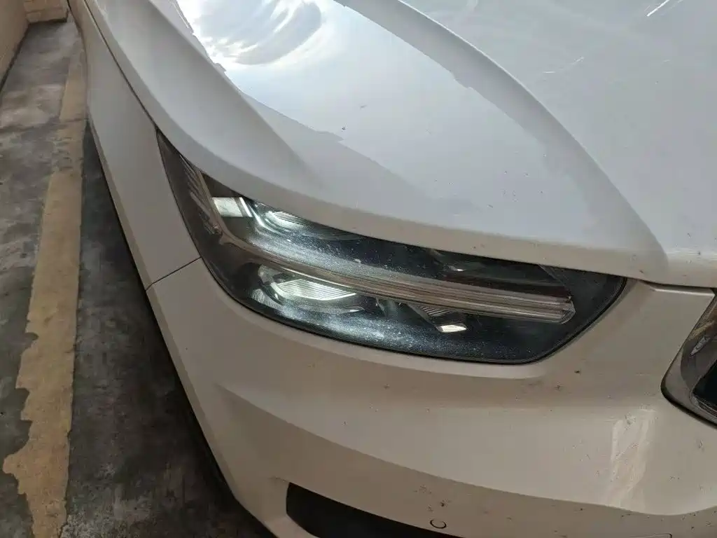 Volvo XC40 — миниатюра 7