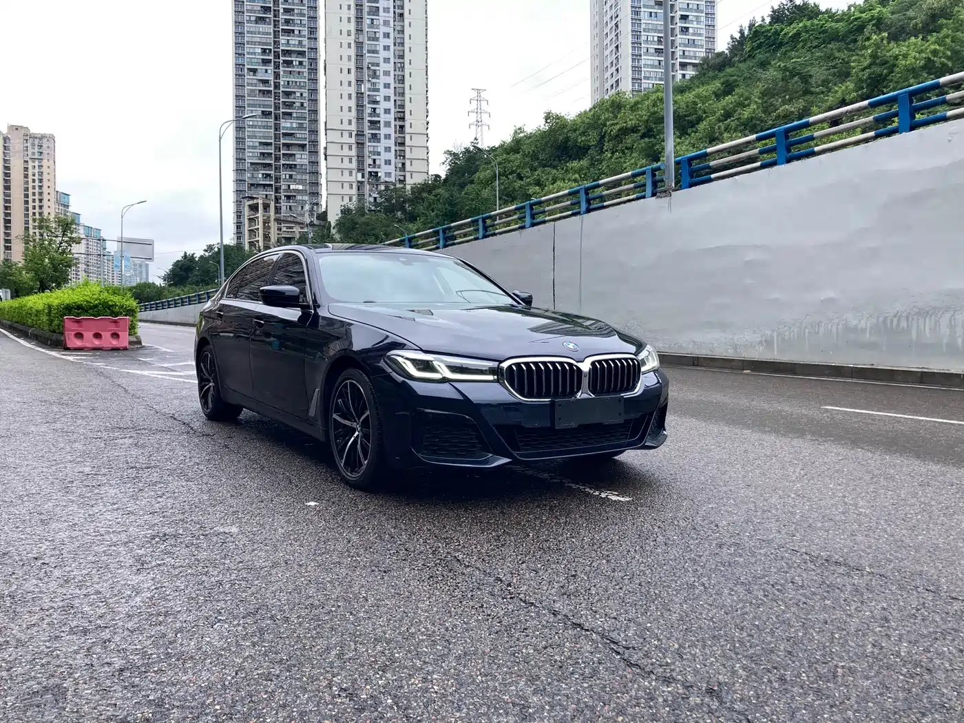 BMW 5 series 2021 Синий из Китая