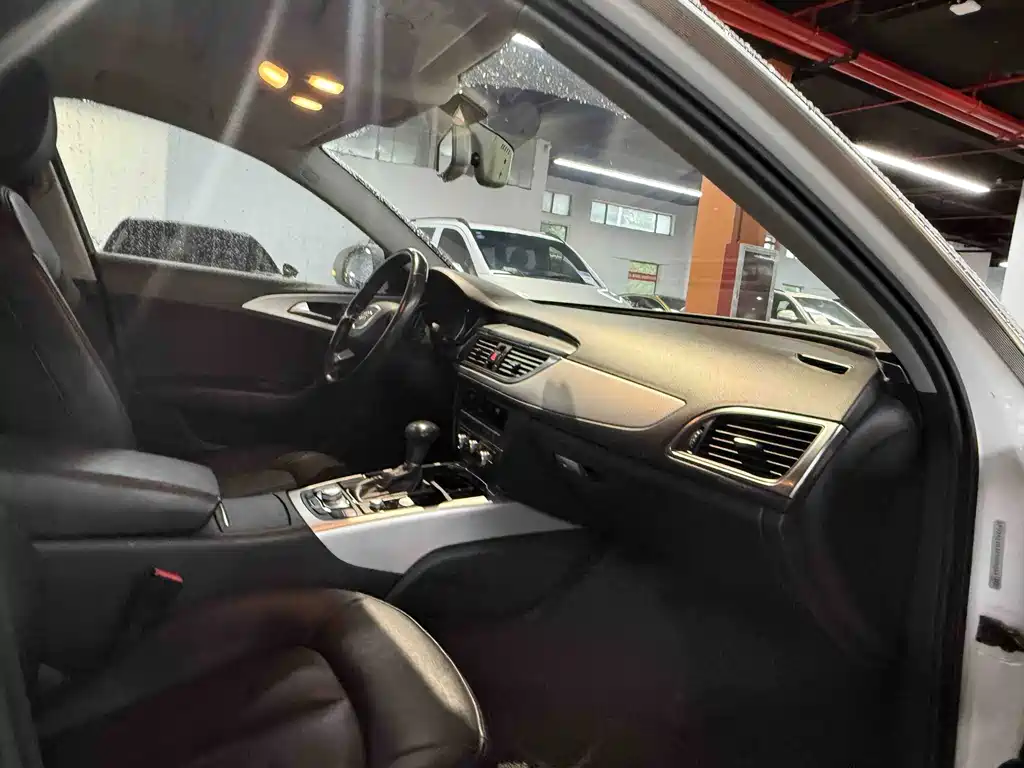 Audi A6L — миниатюра 10