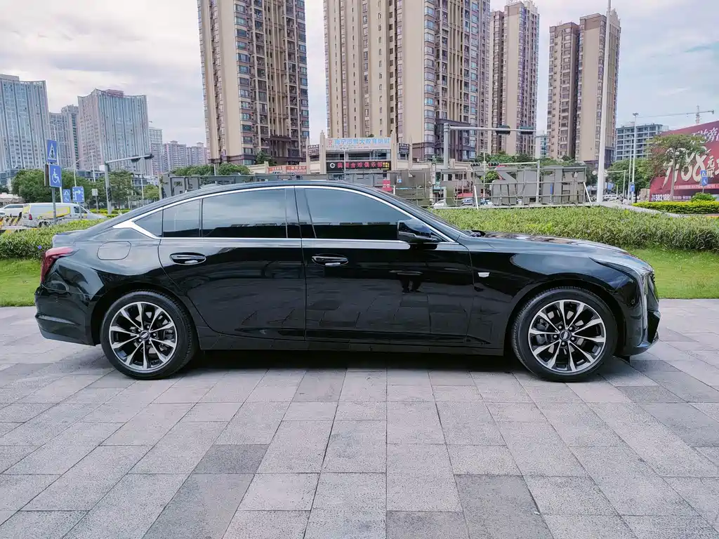 Cadillac CT5 — миниатюра 9