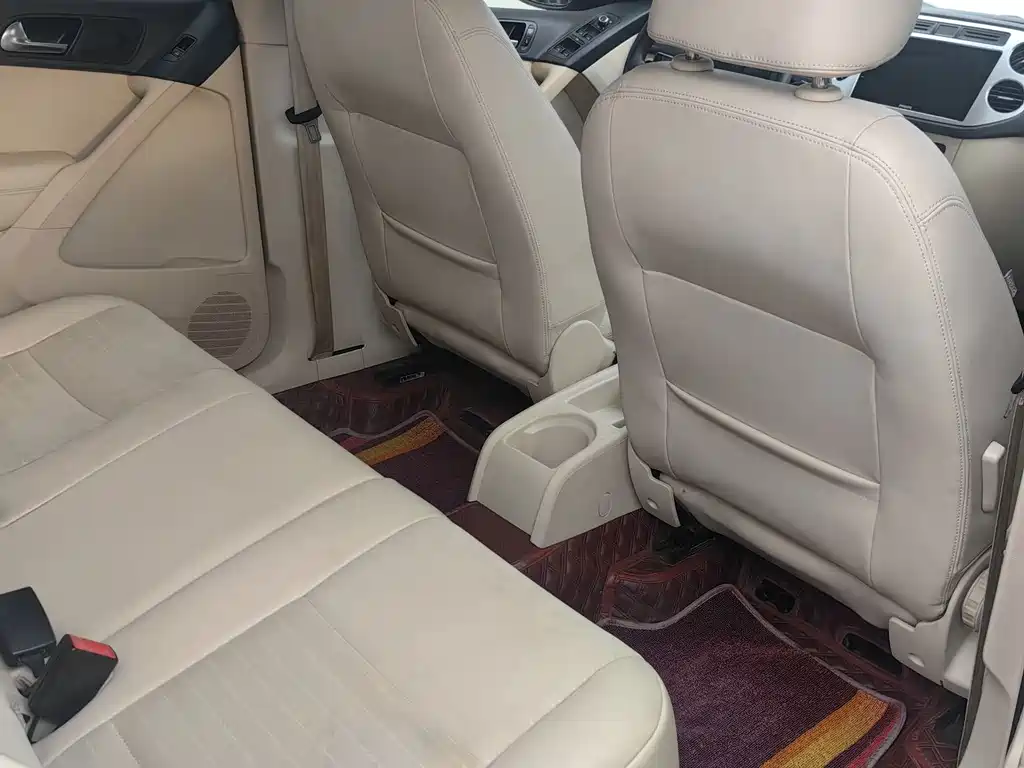 Volkswagen Tiguan — миниатюра 5