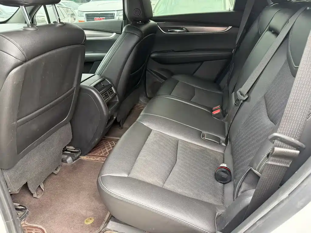 Cadillac XT5 — миниатюра 4