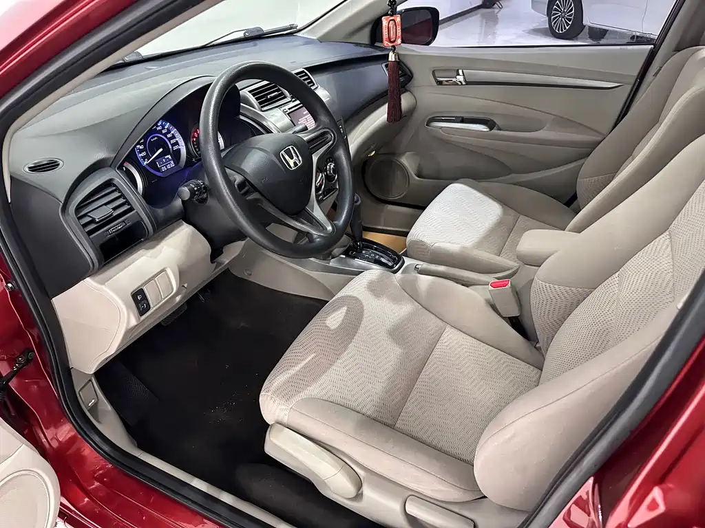 Honda City Classic — миниатюра 5