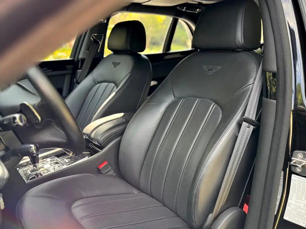 Bentley Mulsanne — миниатюра 13