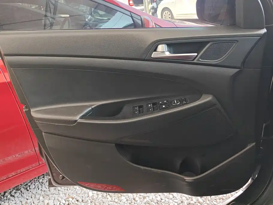 Hyundai Tucson — миниатюра 7