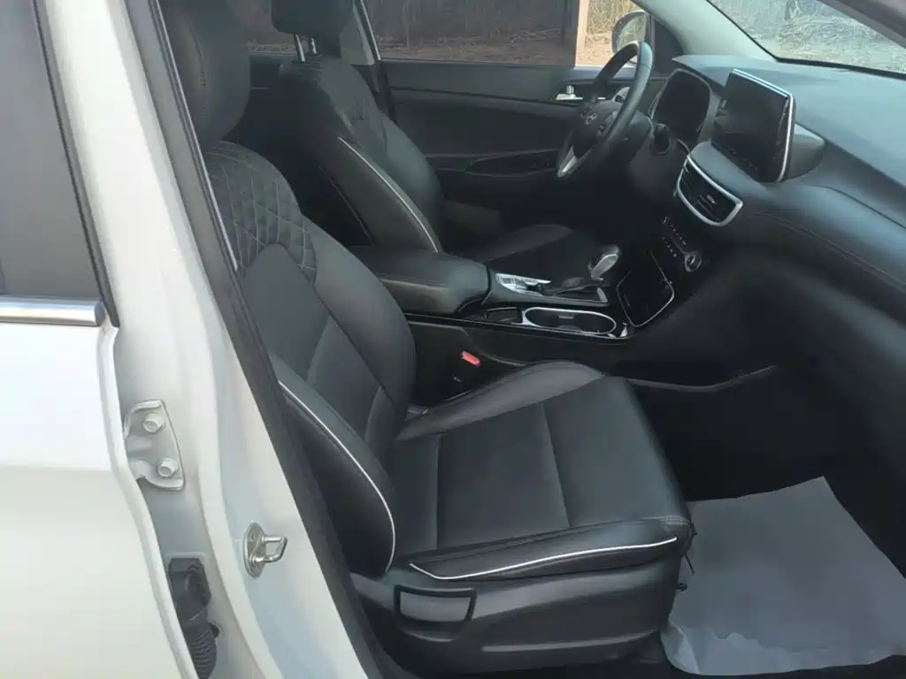 Hyundai Tucson — миниатюра 25