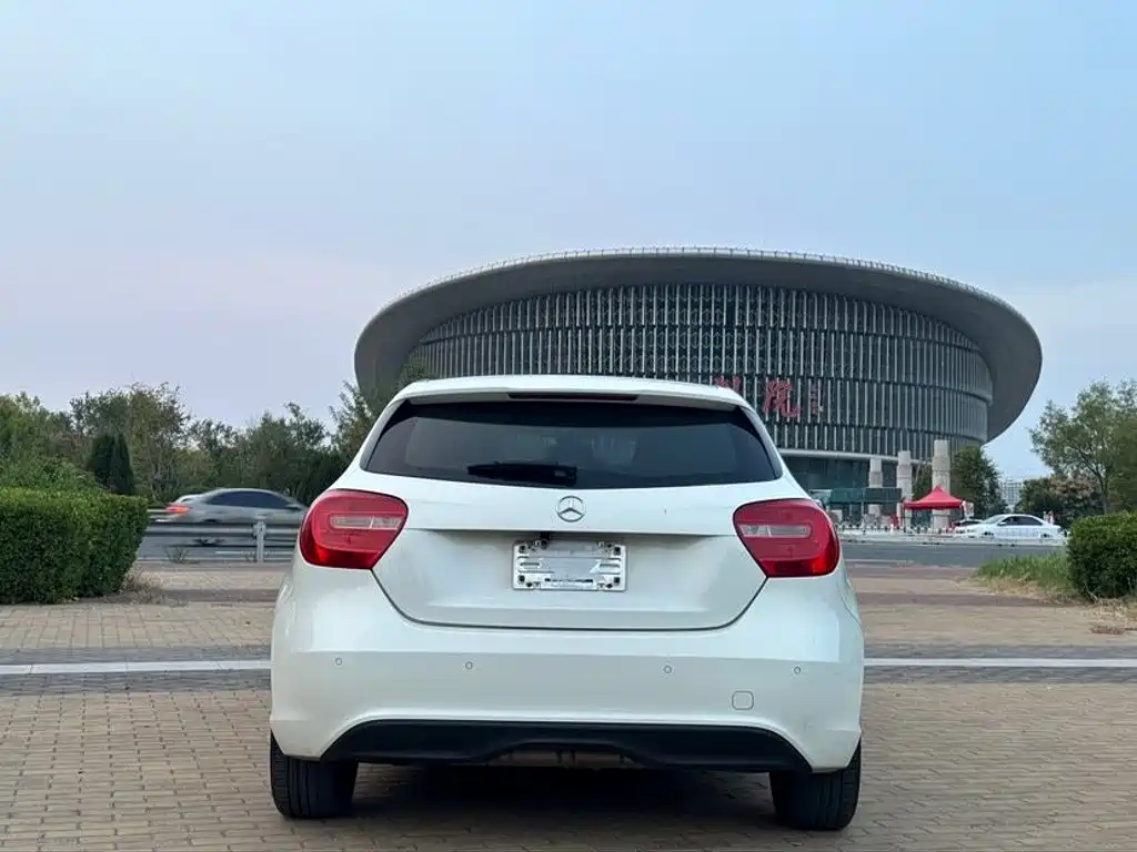 Mercedes-Benz A-Class (Import) — миниатюра 5