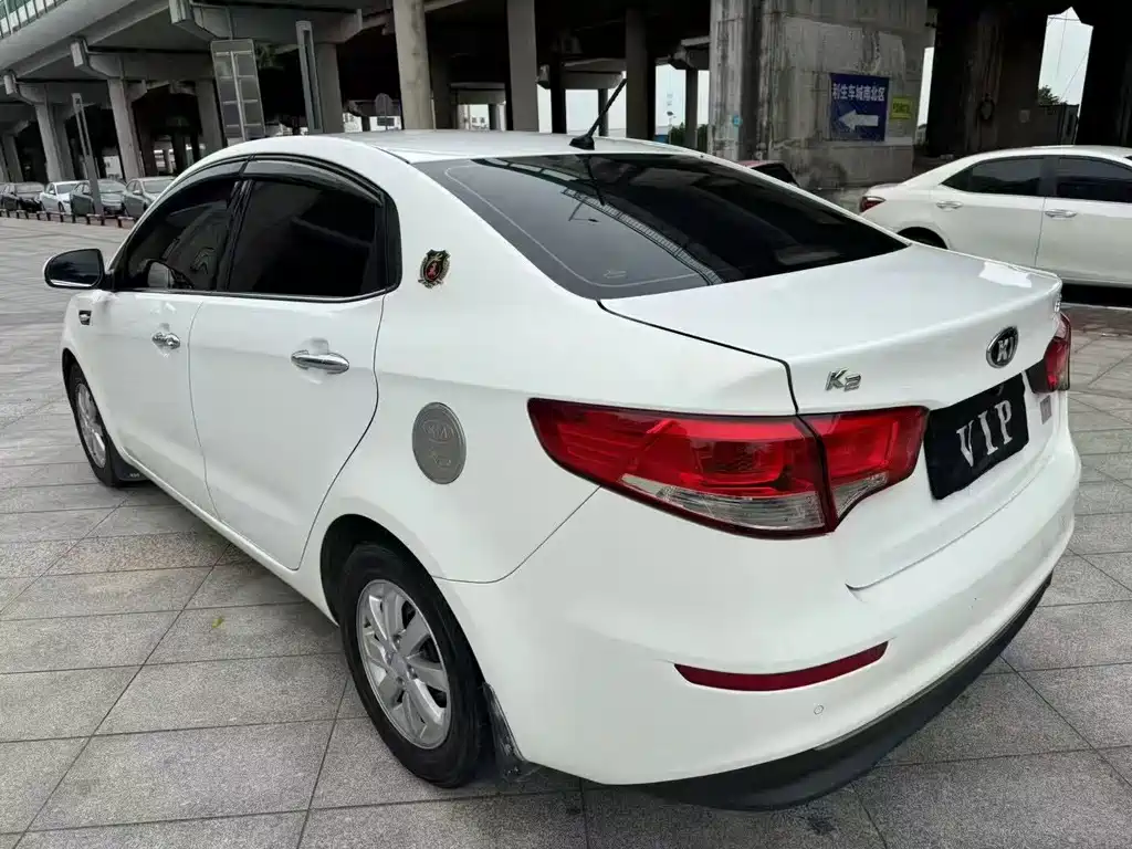 Kia K2 — миниатюра 4