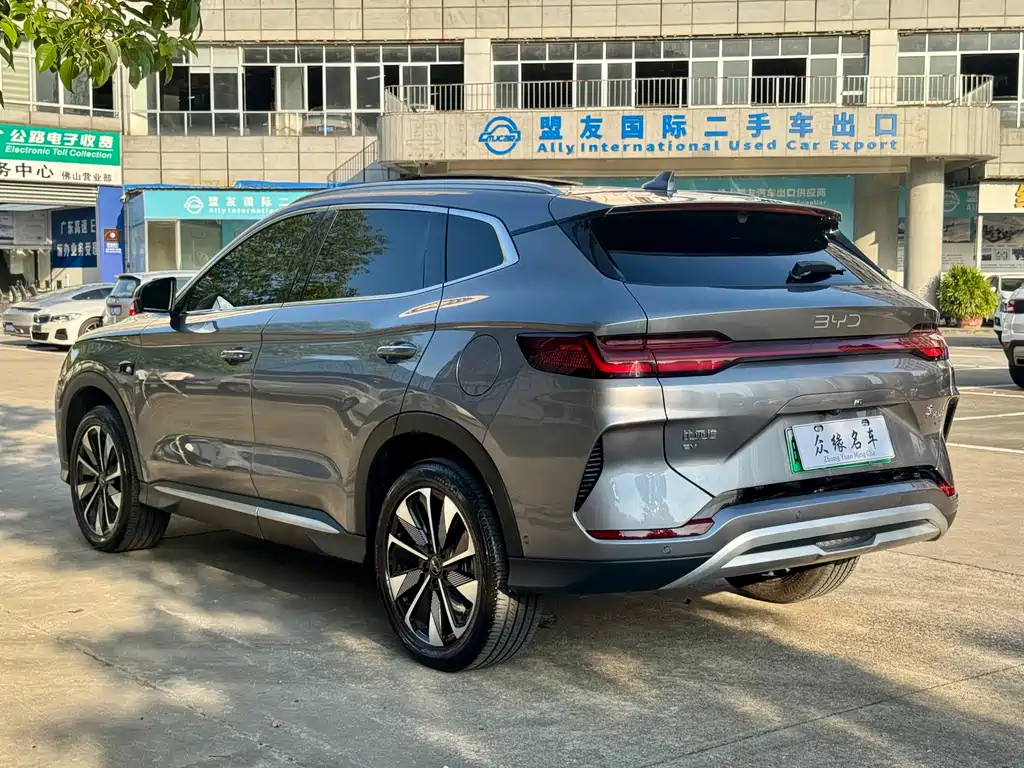 BYD Song Plus PLUS 2025 EV Smart Drive 520km Luxury