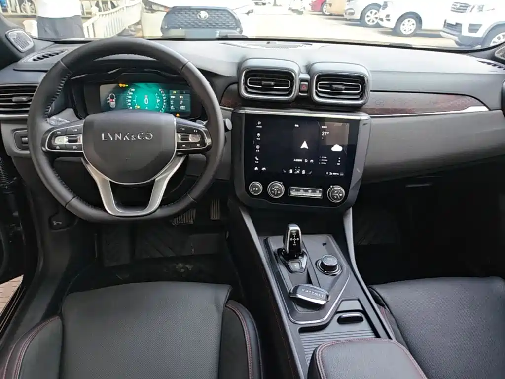 Lynk & Co 03 — миниатюра 10