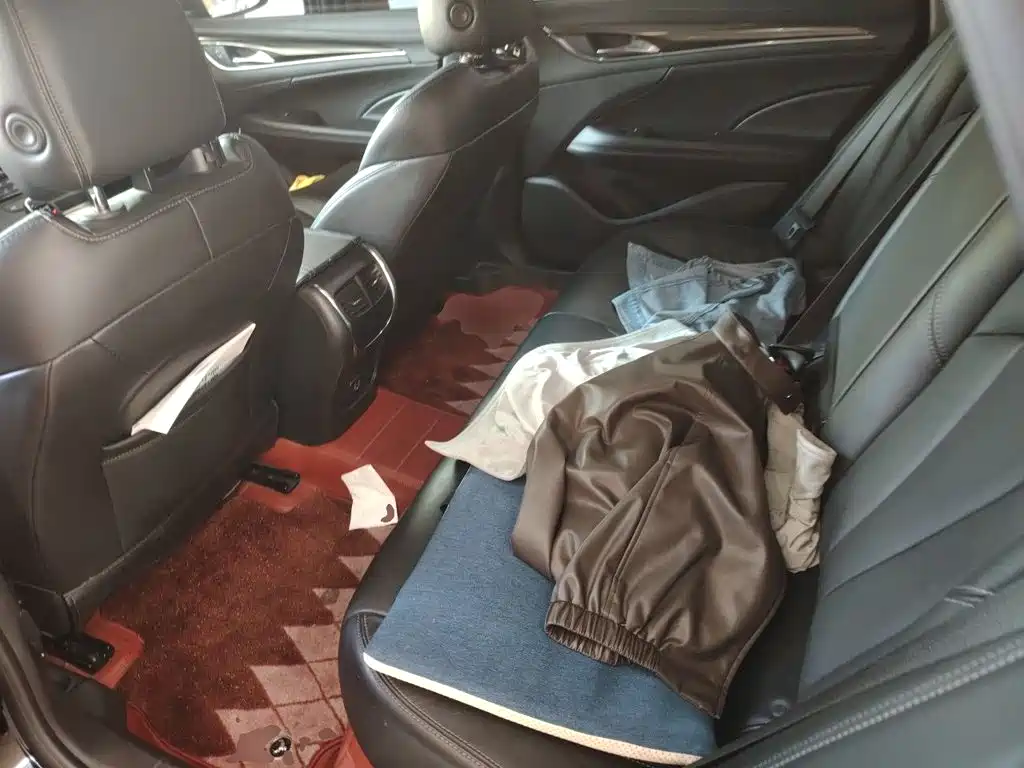 Buick LaCrosse — миниатюра 13