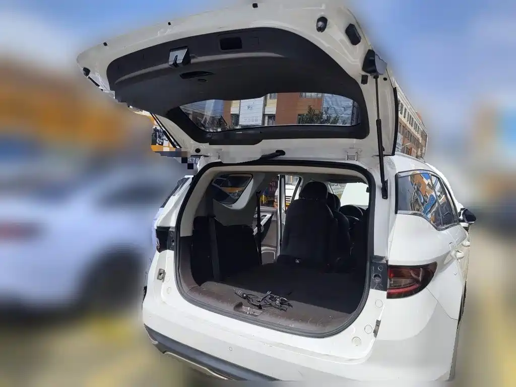 Geely Jia Ji — миниатюра 15