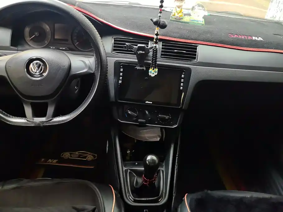 Volkswagen Santana — миниатюра 12