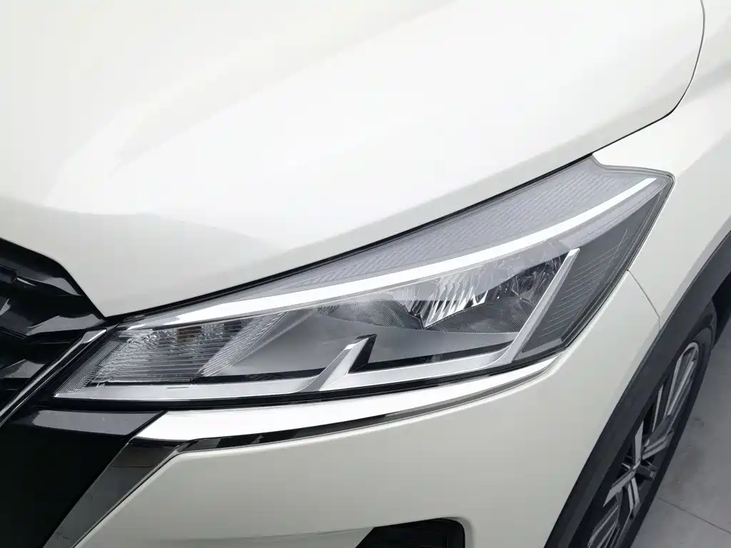 Nissan Kicks — миниатюра 7
