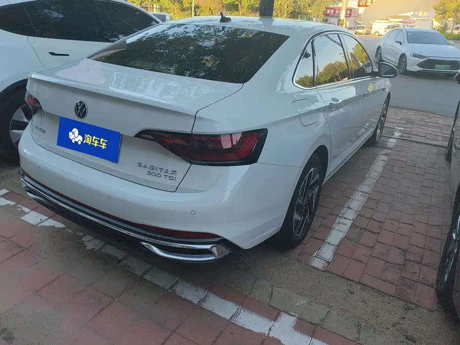 Volkswagen Sagitar — миниатюра 3