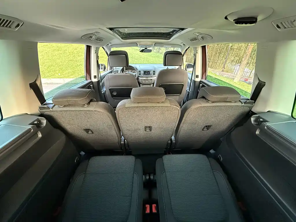 Volkswagen Sharan — миниатюра 11