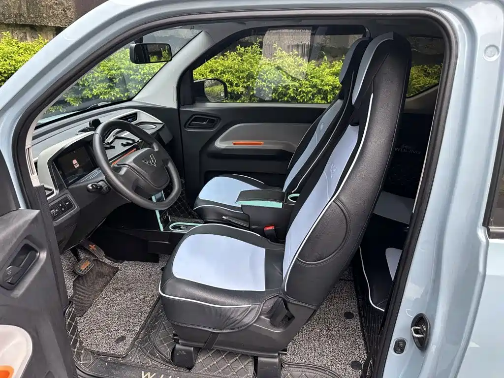Wuling MINIEV — миниатюра 7