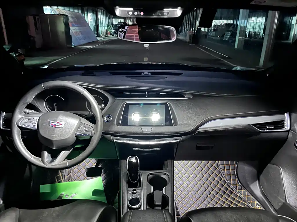 Cadillac XT4 — миниатюра 4