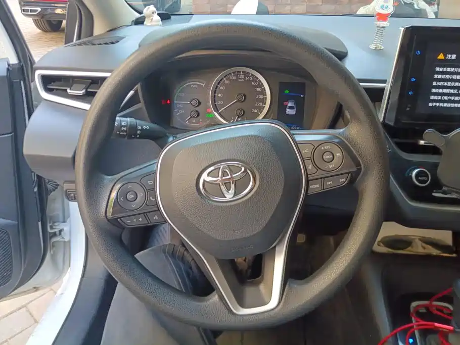 Toyota Corolla — миниатюра 15
