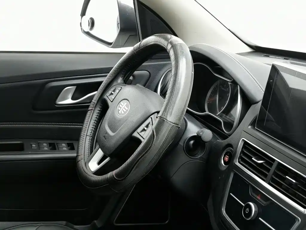 Bestune X40 — миниатюра 22