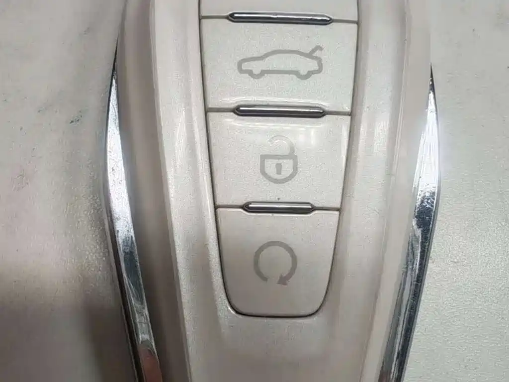 Geely Xingyue L — миниатюра 12