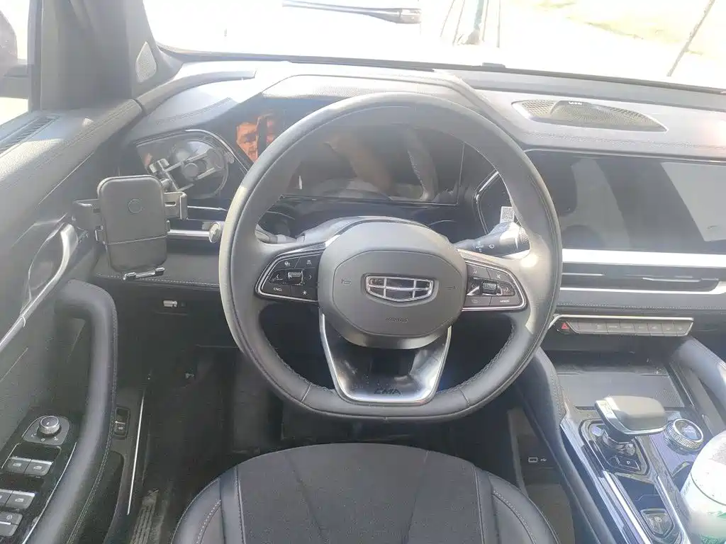 Geely Xingyue L — миниатюра 3