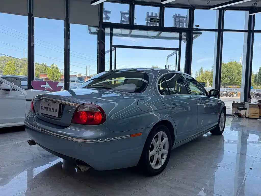 Jaguar S-TYPE — миниатюра 13