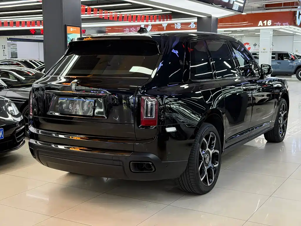 Rolls-Royce Cullinan — миниатюра 5