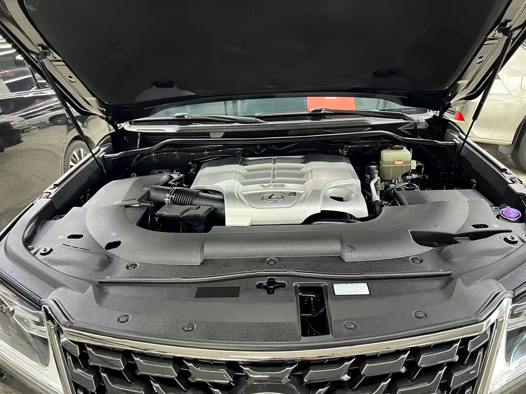 Lexus LX 2020 570