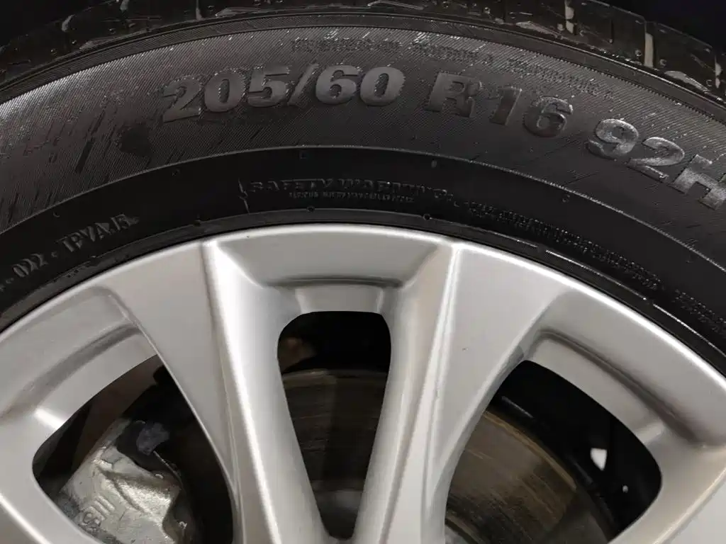 Roewe i5 — миниатюра 24