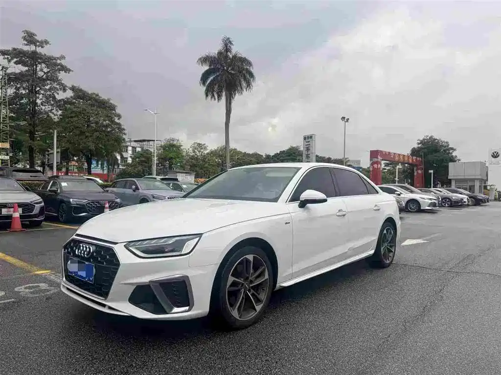 Audi A4L 2020