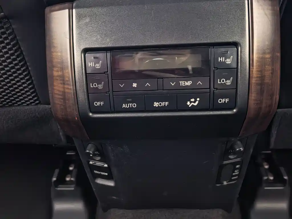 Toyota Prado — миниатюра 16