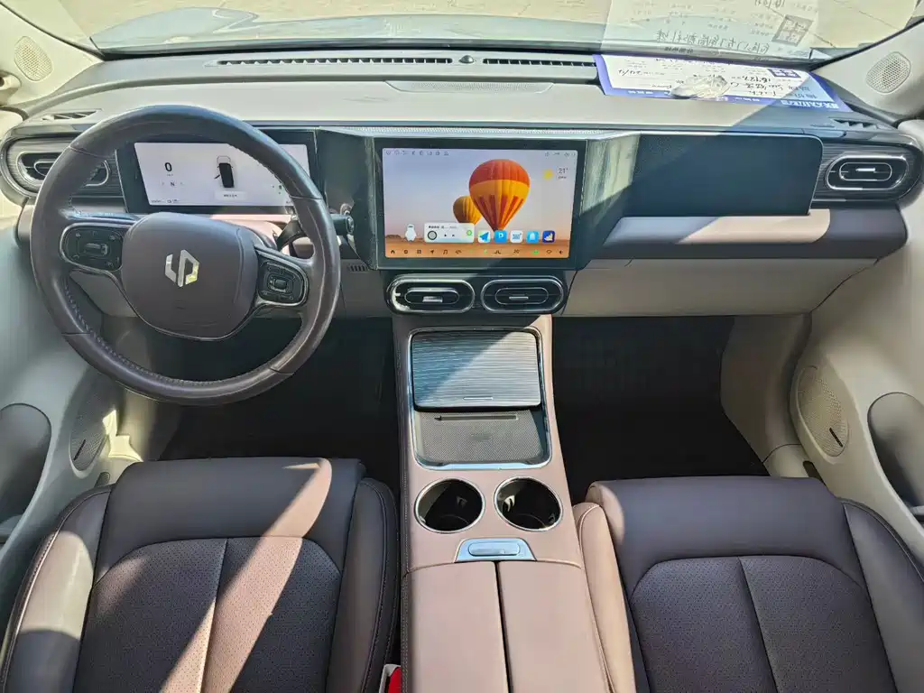 Leapmotor Leapmotor C11 — миниатюра 5