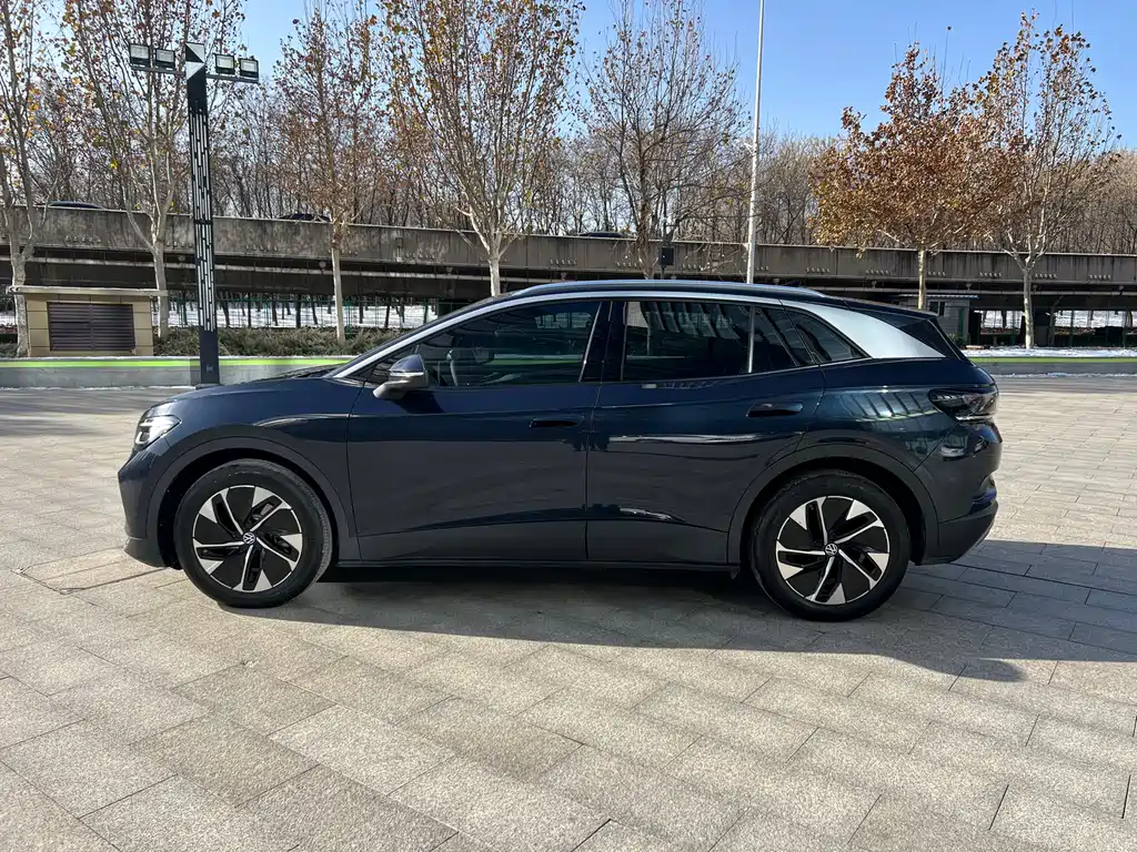 VOLKSWAGEN ID.4 CROZZ