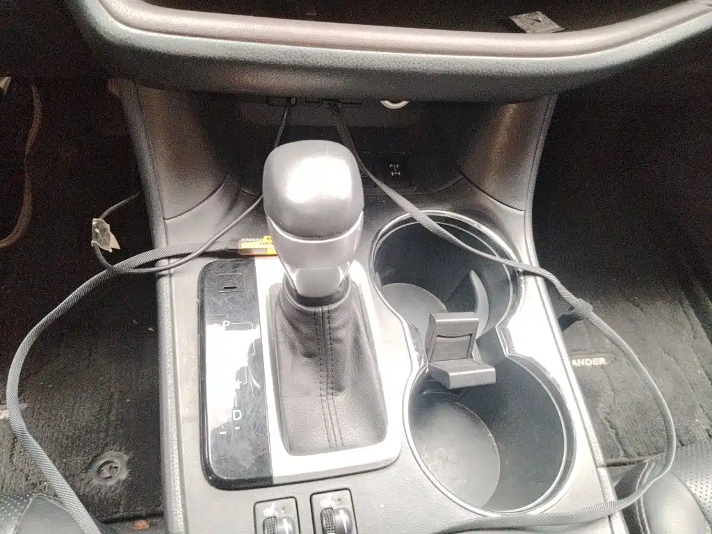 Toyota Highlander — миниатюра 7