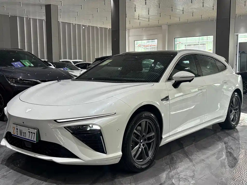 Neta S Shooting Brake
