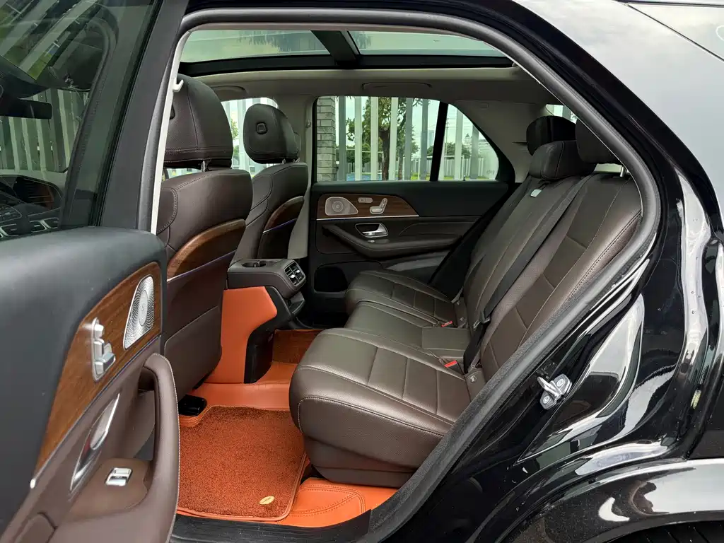Mercedes-Benz GLE New Energy — миниатюра 5