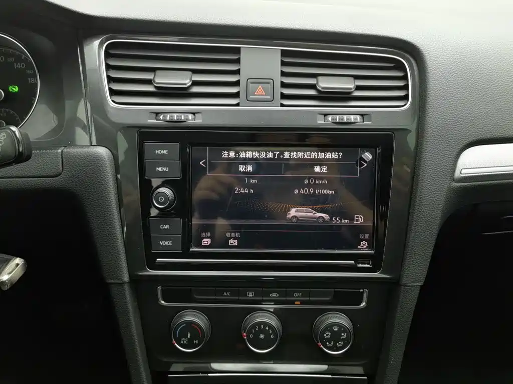 Volkswagen Golf — миниатюра 12