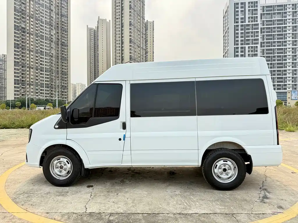 JMC JMC Fushun — миниатюра 8
